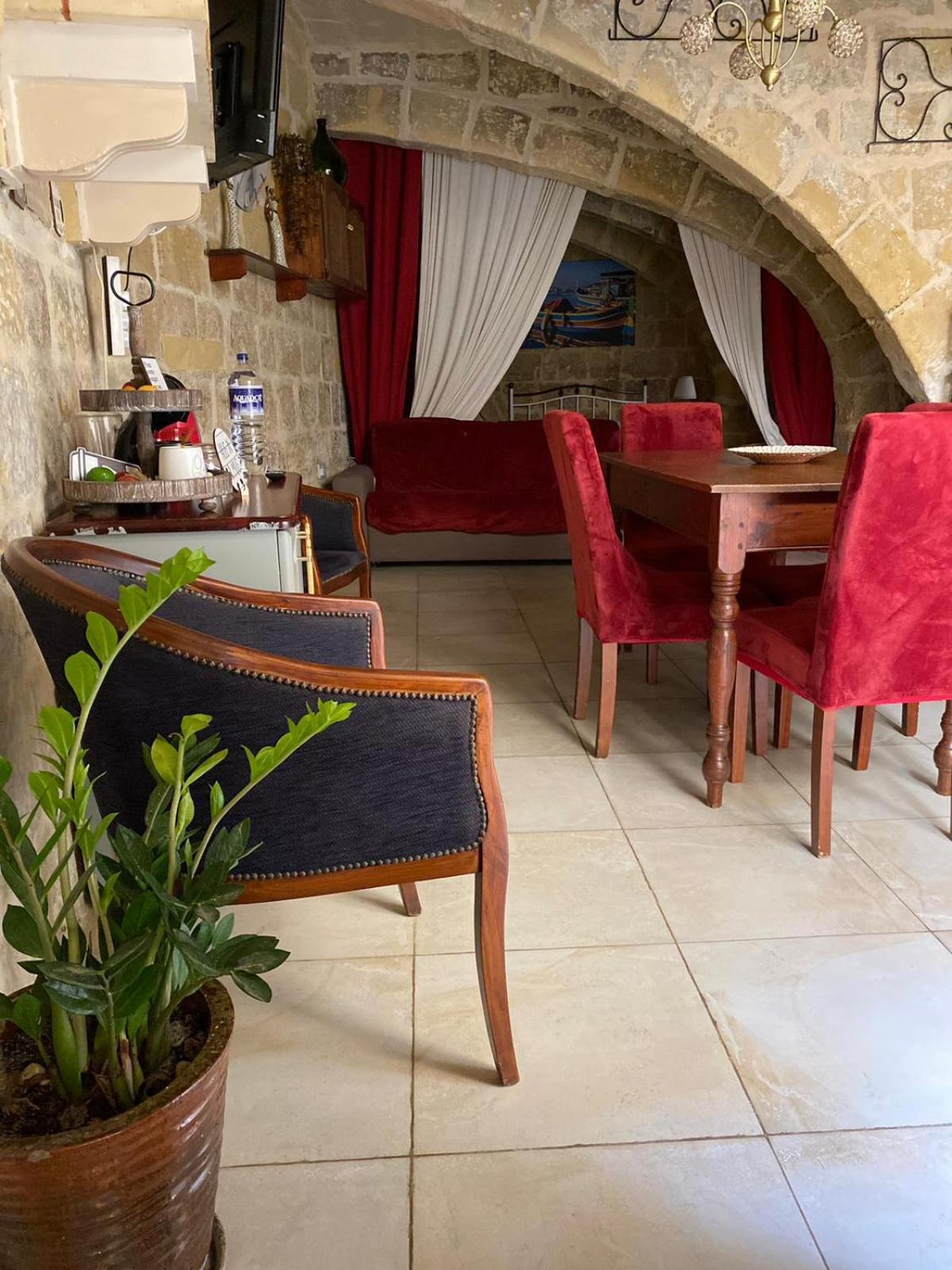 Ta' Marta Apartment